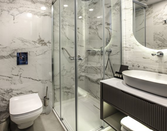 Deluxe Oda Bahçe & Havuz Manzaralı