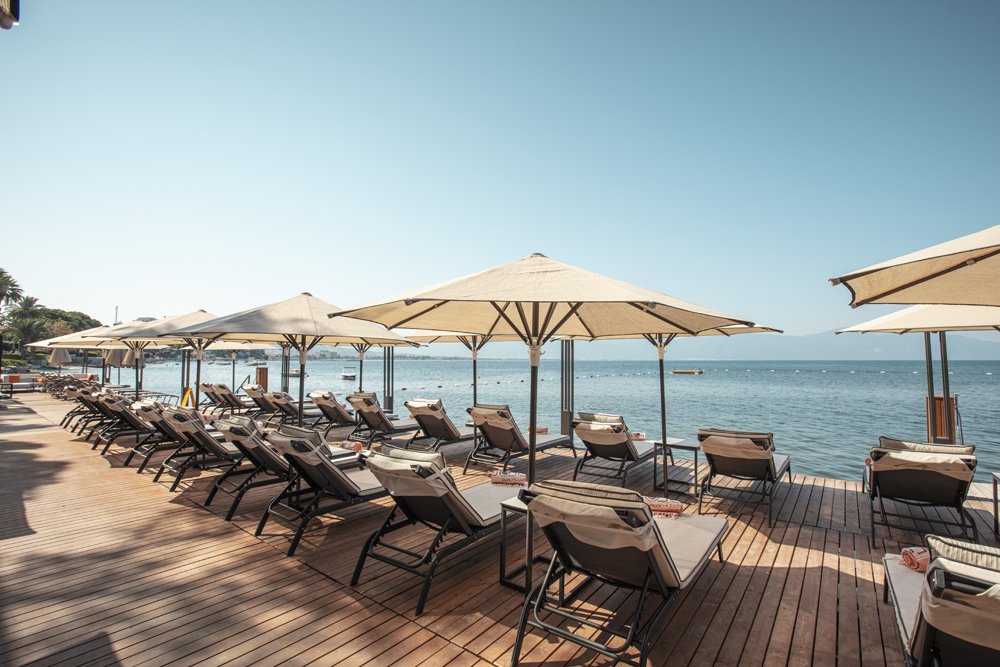 JoJo Beach Club